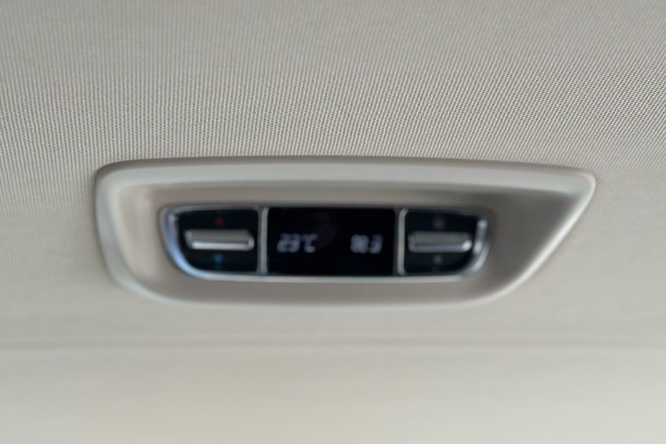 Продам Mercedes-Benz V-Class V300 EXTRA LONG 2023 года в Киеве