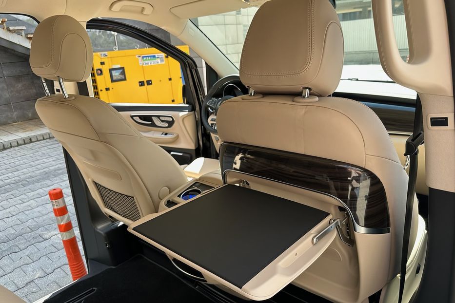 Продам Mercedes-Benz V-Class V300 EXTRA LONG 2023 года в Киеве