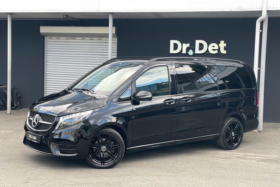 Продам Mercedes-Benz V-Class 300 4Matic AMG 2023 года в Киеве