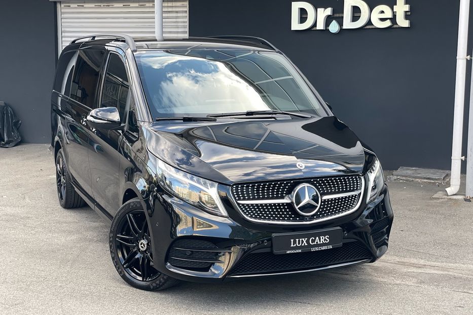 Продам Mercedes-Benz V-Class 300 4Matic AMG 2023 года в Киеве