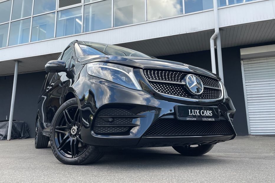 Продам Mercedes-Benz V-Class 300 4Matic AMG 2023 года в Киеве