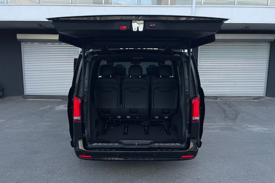 Продам Mercedes-Benz V-Class 300 4Matic AMG 2023 года в Киеве