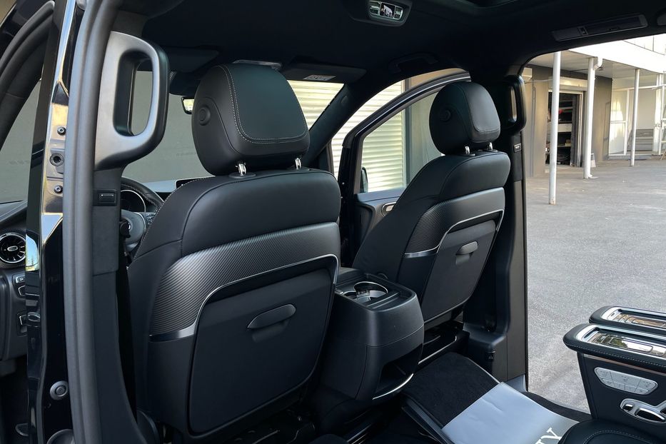 Продам Mercedes-Benz V-Class 300 4Matic AMG 2023 года в Киеве