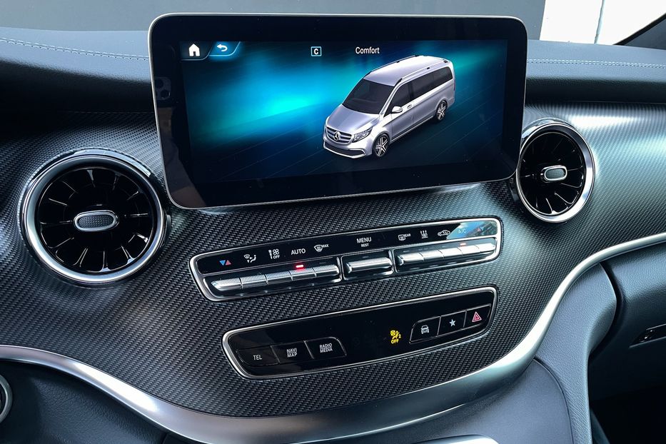 Продам Mercedes-Benz V-Class 300 4Matic AMG 2023 года в Киеве