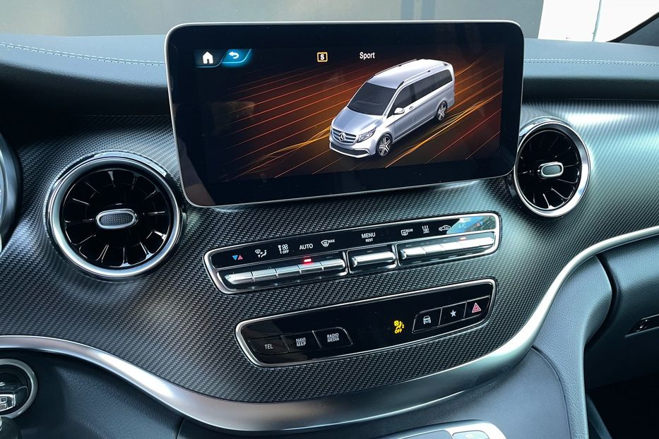 Продам Mercedes-Benz V-Class 300 4Matic AMG 2023 года в Киеве