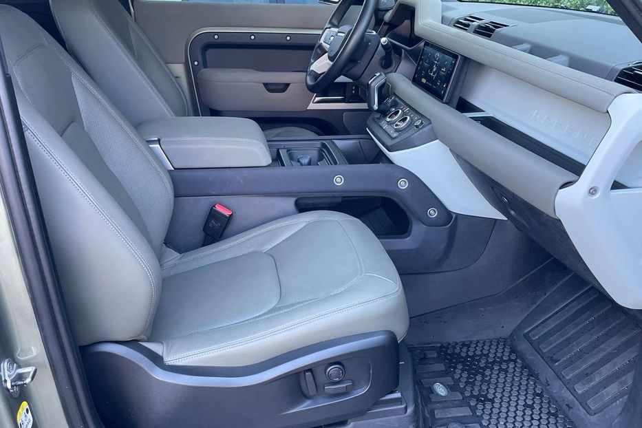 Продам Land Rover Defender 110 300 л.с. 2022 года в Одессе