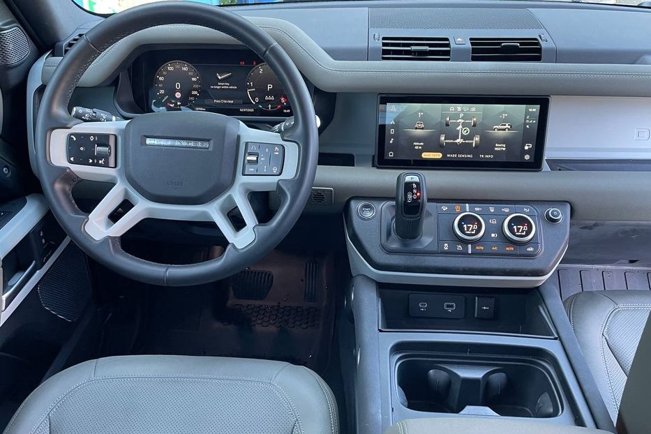 Продам Land Rover Defender 110 300 л.с. 2022 года в Одессе