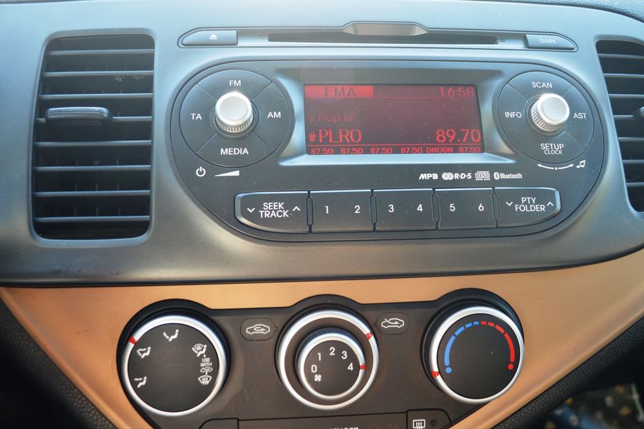 Продам Kia Picanto 2013 года в Одессе