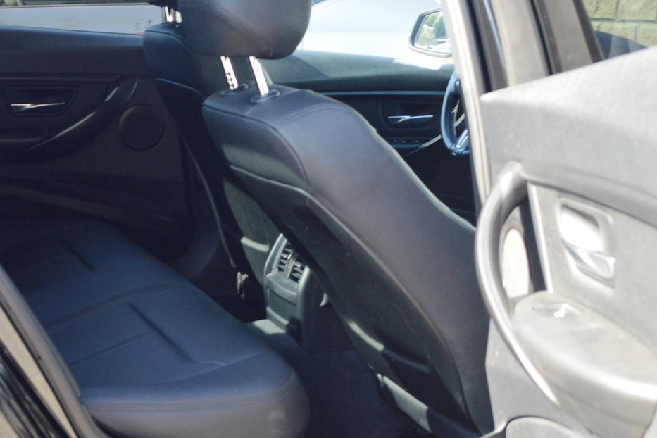 Продам BMW 320 Xdrive 2014 года в Одессе
