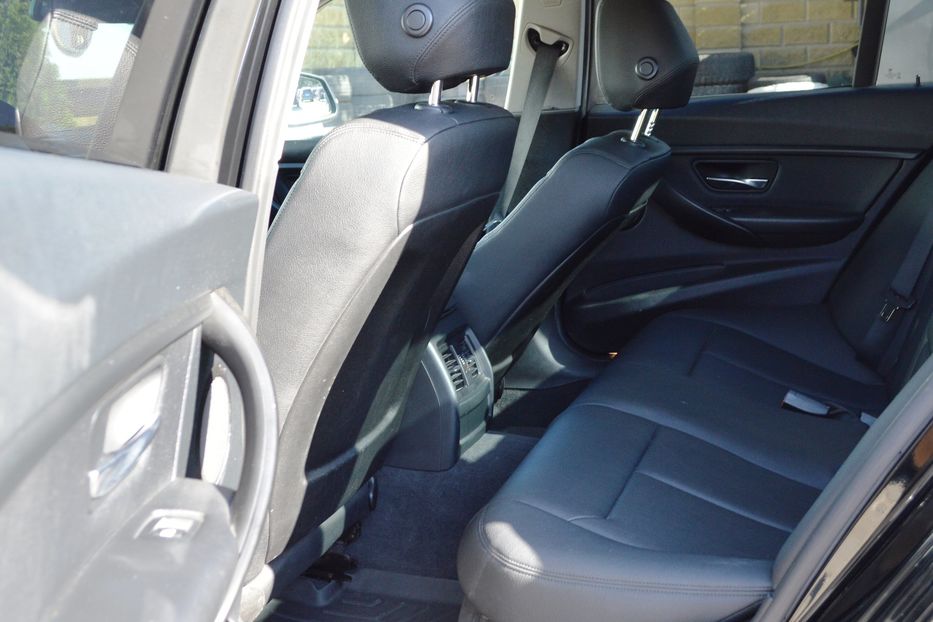 Продам BMW 320 Xdrive 2014 года в Одессе