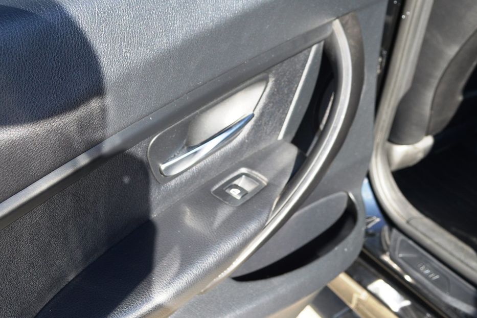 Продам BMW 320 Xdrive 2014 года в Одессе