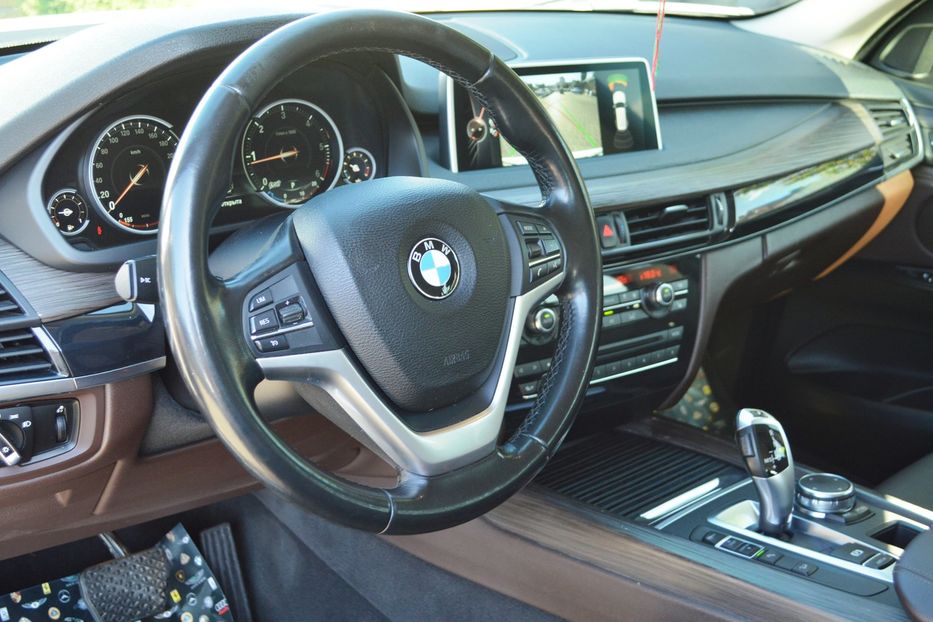 Продам BMW X5 2016 года в Одессе