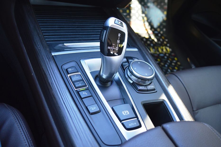 Продам BMW X5 2016 года в Одессе