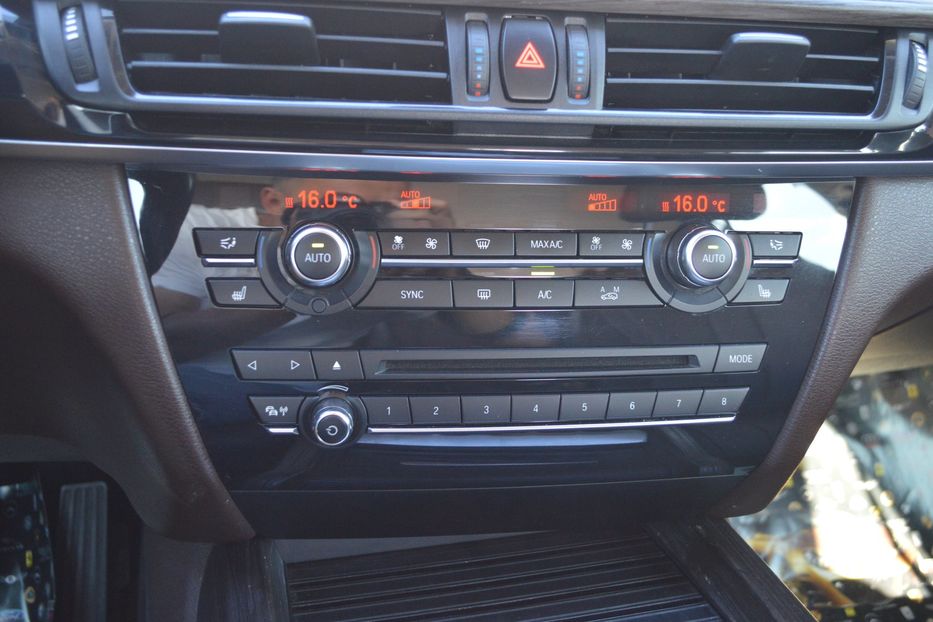 Продам BMW X5 2016 года в Одессе