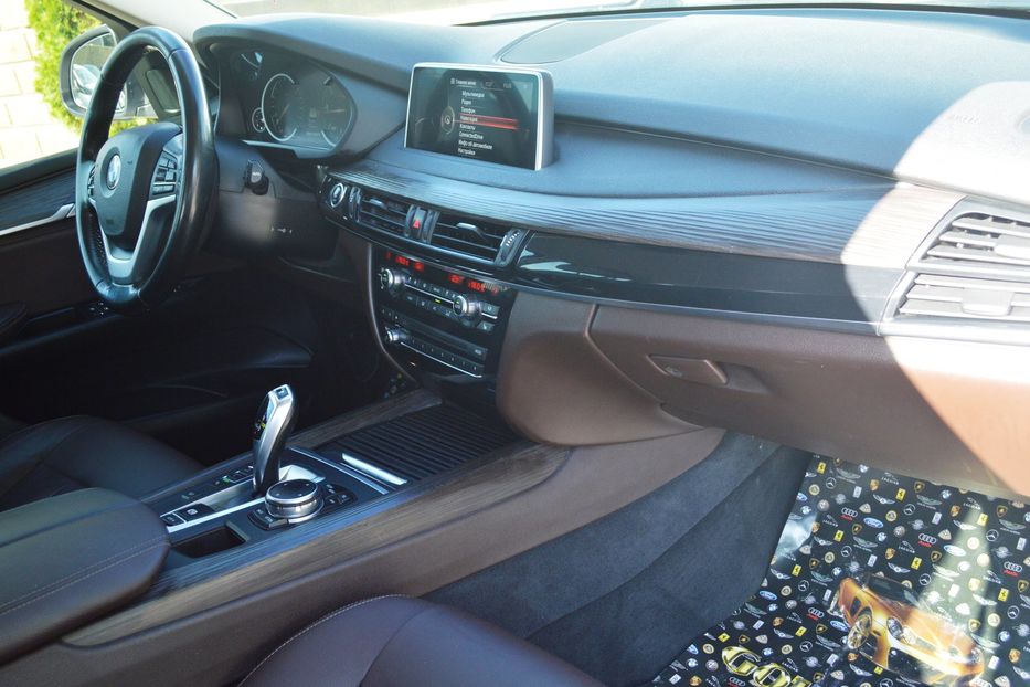 Продам BMW X5 2016 года в Одессе