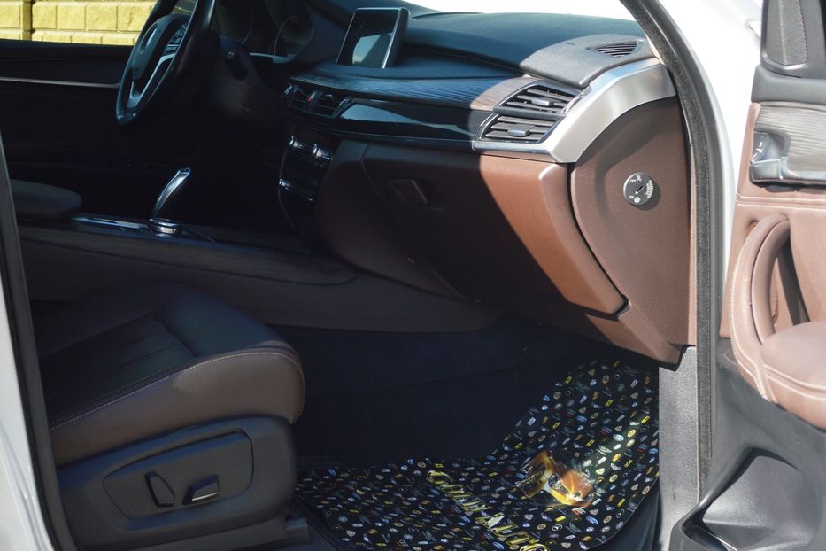 Продам BMW X5 2016 года в Одессе