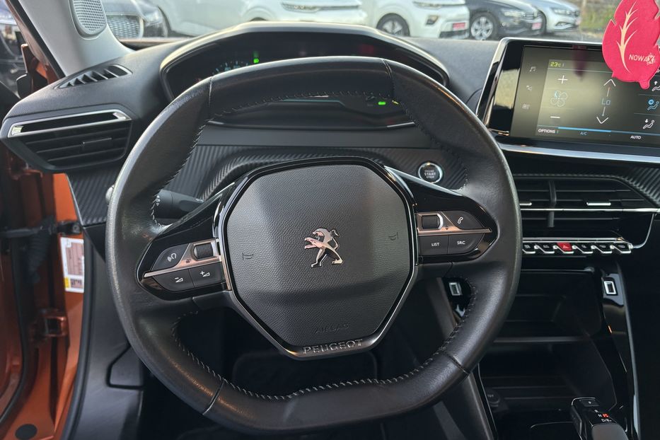 Продам Peugeot 2008 50 квт 2021 года в Львове