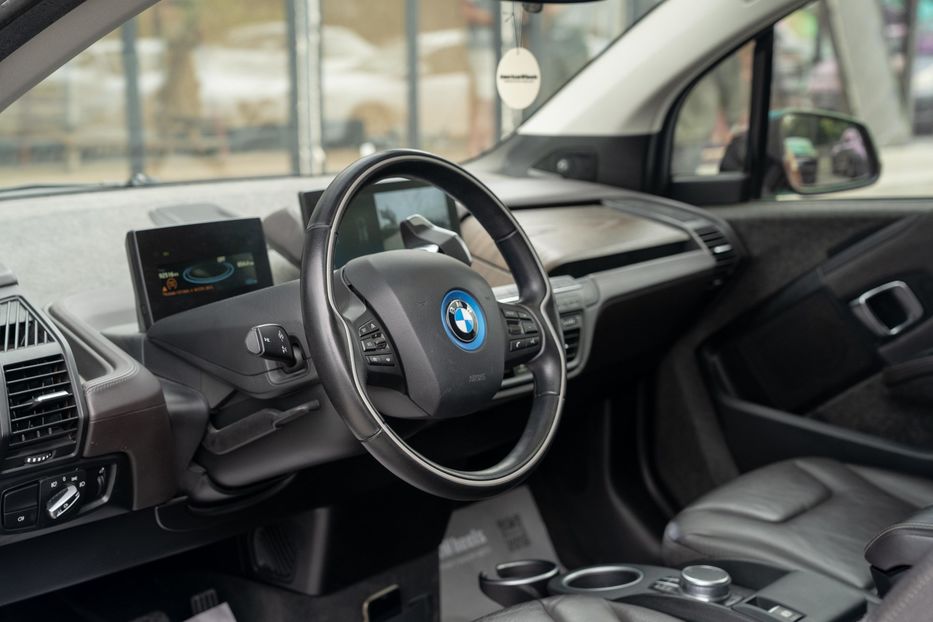 Продам BMW I3 2018 года в Черновцах