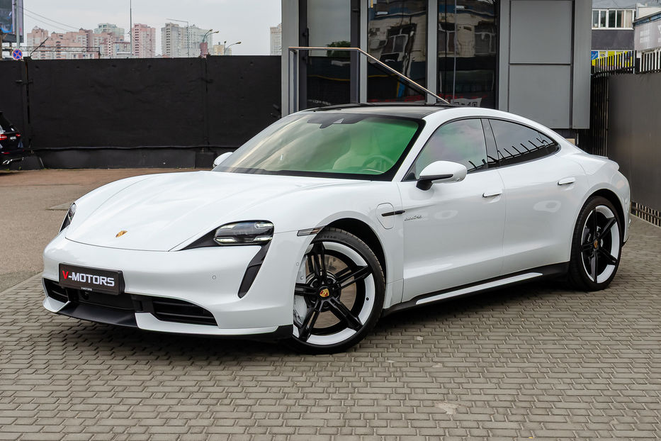 Продам Porsche Taycan Turbo 2020 года в Киеве