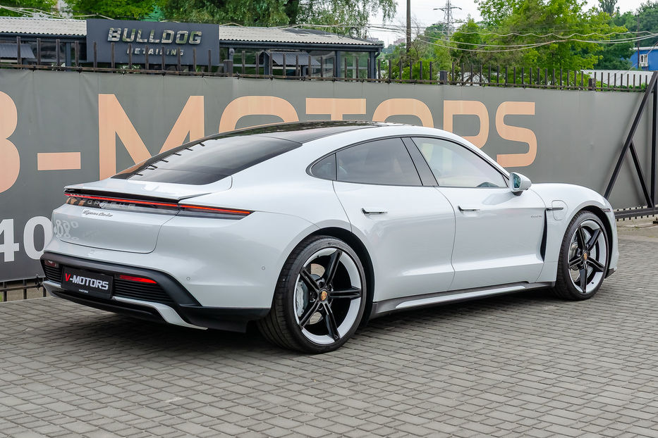 Продам Porsche Taycan Turbo 2020 года в Киеве