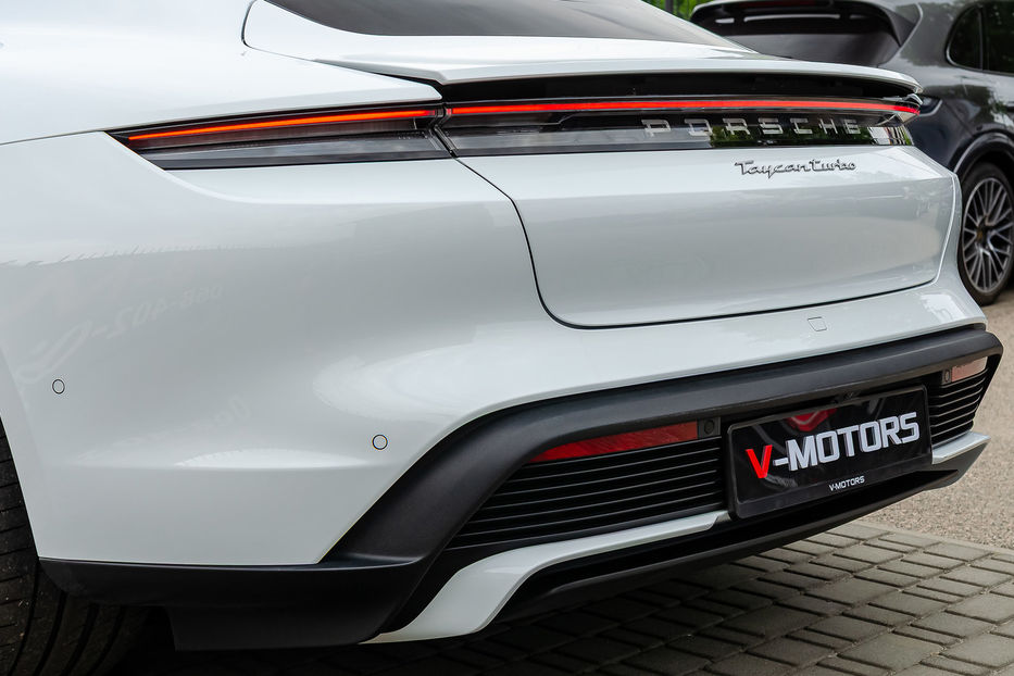 Продам Porsche Taycan Turbo 2020 года в Киеве