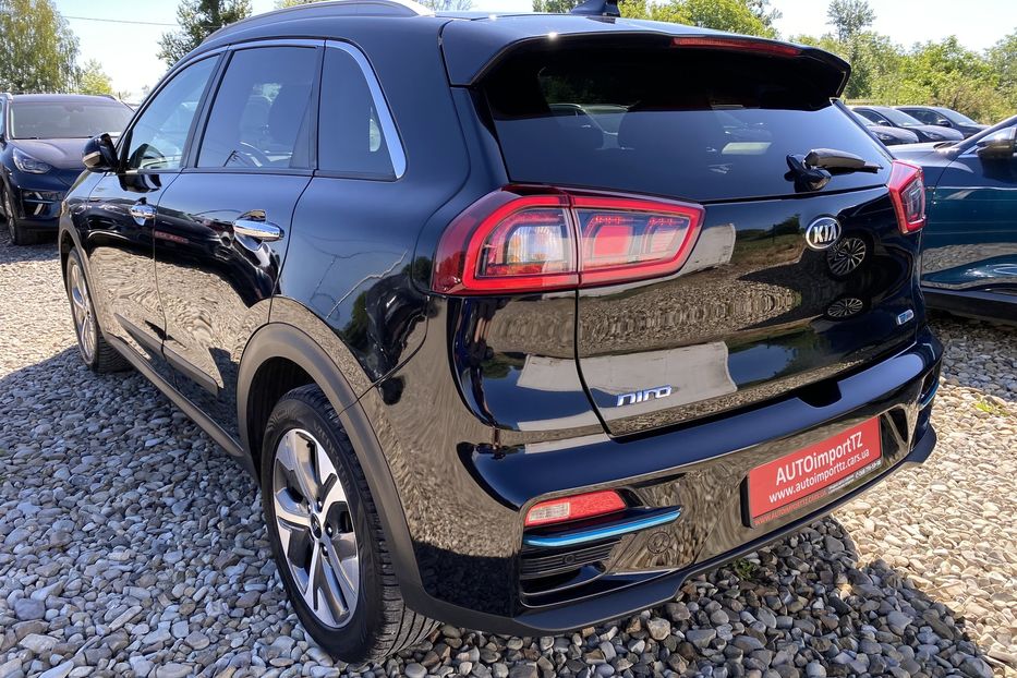 Продам Kia Niro 64кВт Макс.компл.Prestige 2020 года в Львове