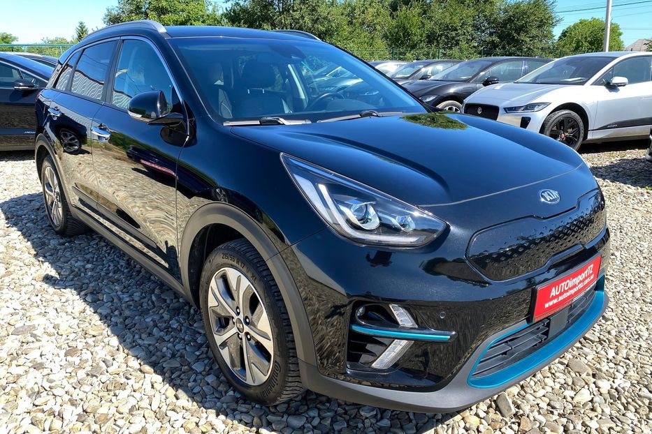 Продам Kia Niro 64кВт Макс.компл.Prestige 2020 года в Львове