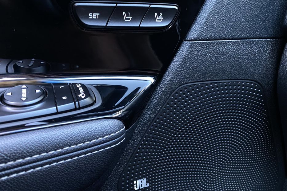 Продам Kia Niro 64кВт Макс.компл.Prestige 2020 года в Львове