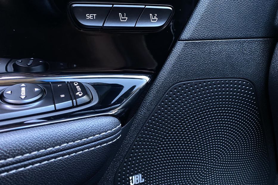Продам Kia Niro 64кВт Макс.компл.Prestige 2020 года в Львове
