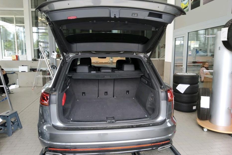 Продам Volkswagen Touareg 170 kw авто в дорозі  2021 года в Львове