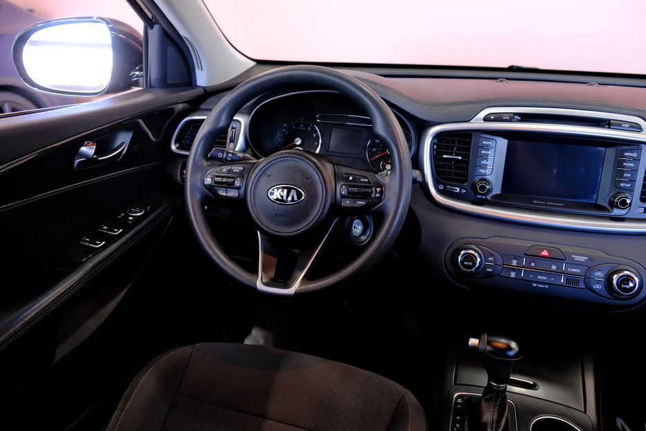 Продам Kia Sorento 2018 года в Одессе