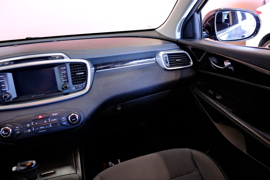 Продам Kia Sorento 2018 года в Одессе