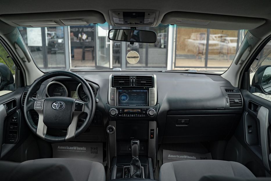 Продам Toyota Land Cruiser Prado 2011 года в Черновцах
