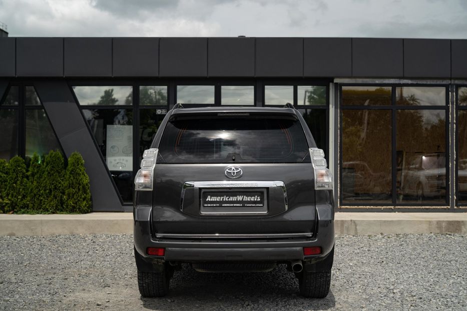 Продам Toyota Land Cruiser Prado 2011 года в Черновцах