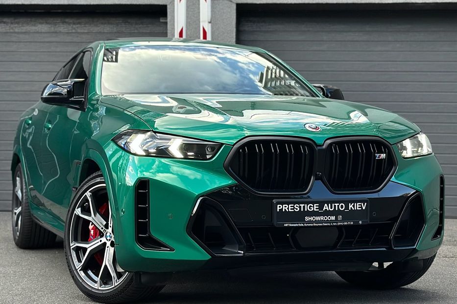 Продам BMW X6 M60i  2023 года в Киеве