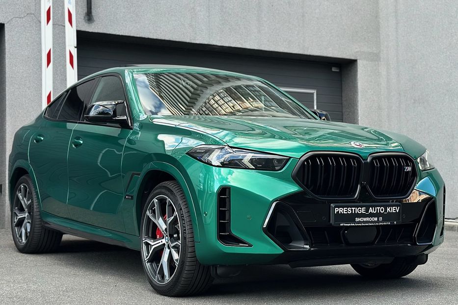 Продам BMW X6 M60i  2023 года в Киеве