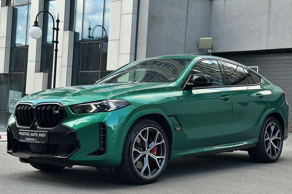Продам BMW X6 M60i  2023 года в Киеве