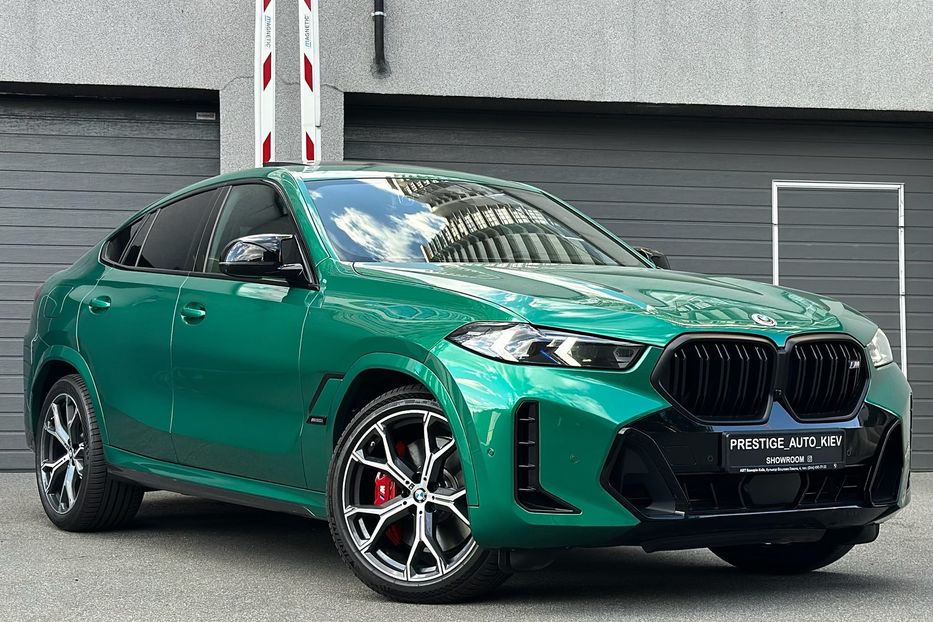 Продам BMW X6 M60i  2023 года в Киеве