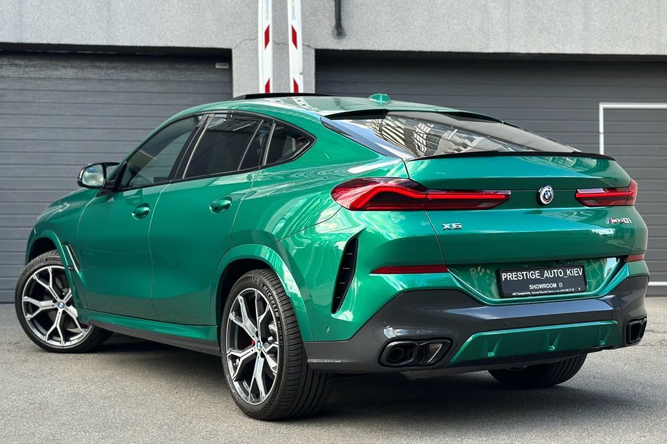 Продам BMW X6 M60i  2023 года в Киеве