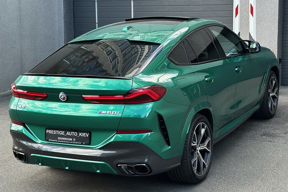 Продам BMW X6 M60i  2023 года в Киеве