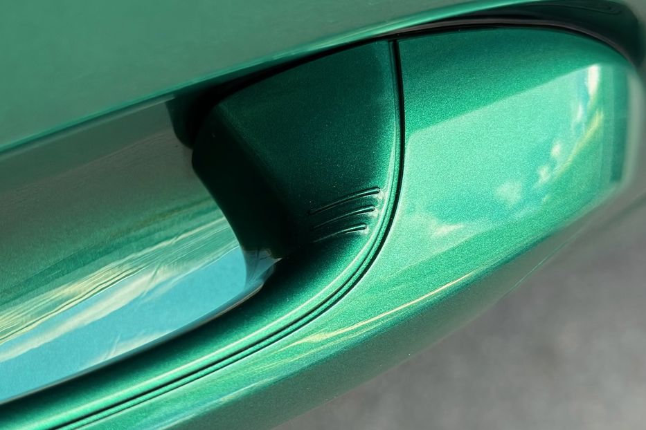 Продам BMW X6 M60i  2023 года в Киеве