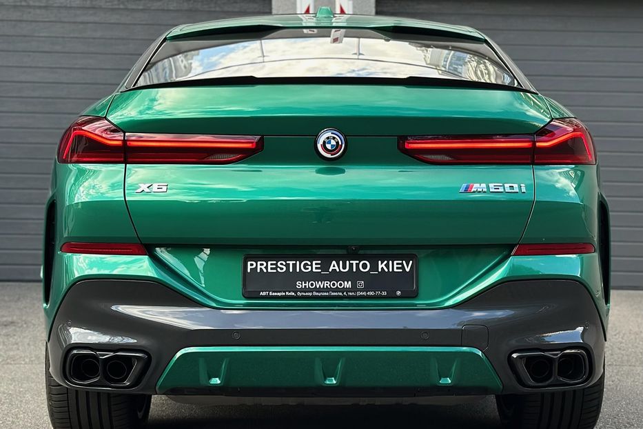 Продам BMW X6 M60i  2023 года в Киеве