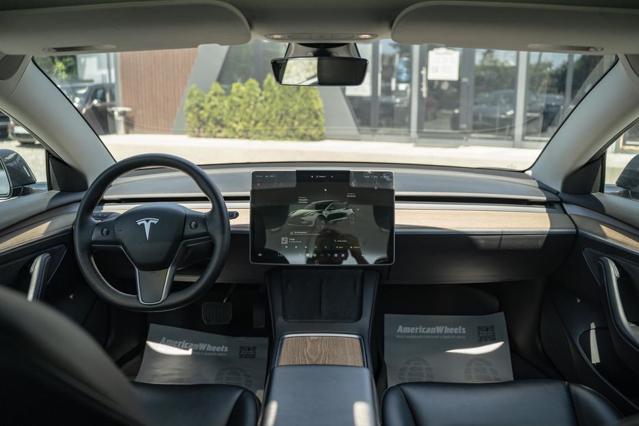 Продам Tesla Model 3 Long Range Dual Motor 2022 года в Черновцах