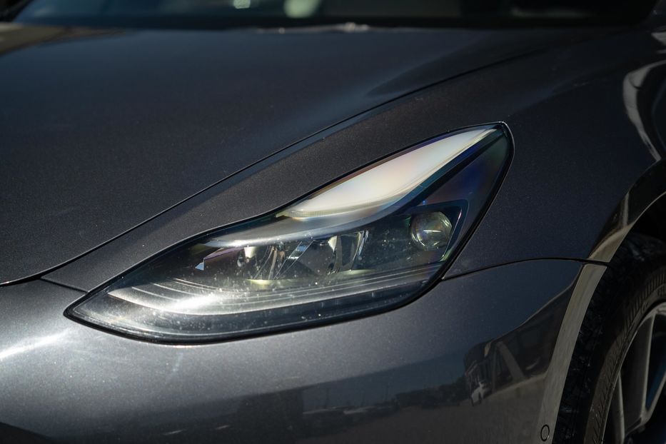 Продам Tesla Model 3 Long Range Dual Motor 2022 года в Черновцах