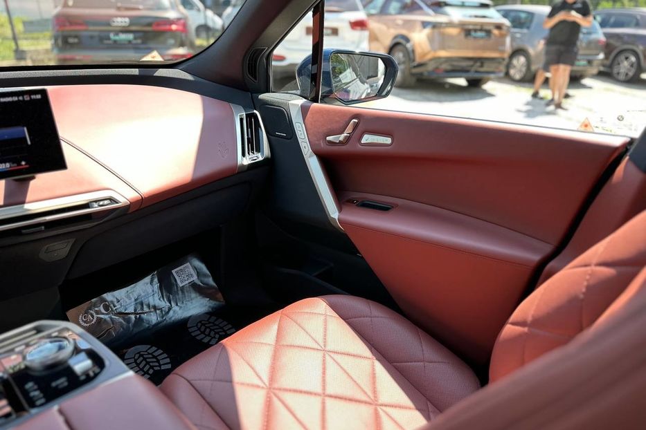 Продам BMW iX 2022 года в Черновцах
