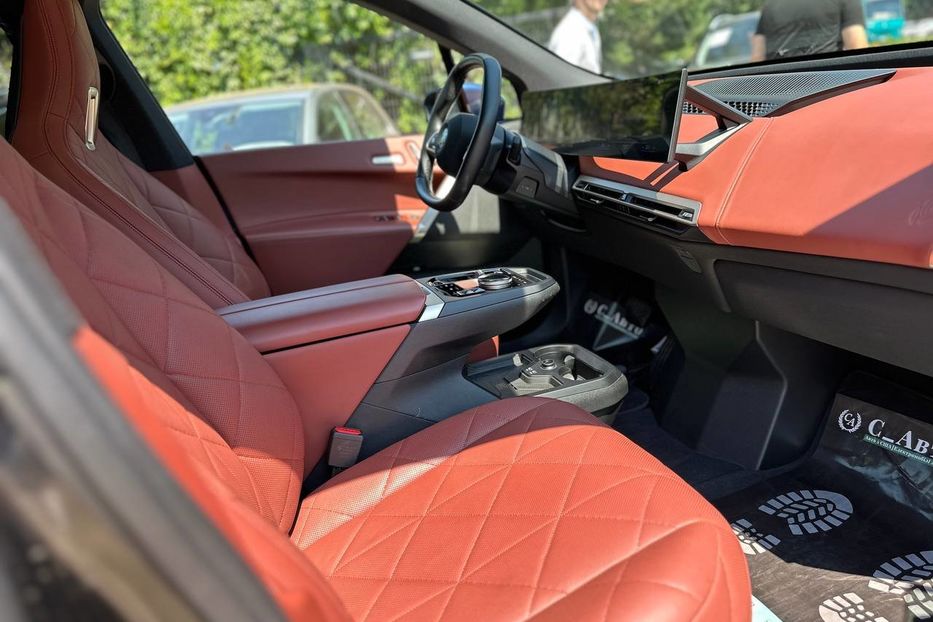 Продам BMW iX 2022 года в Черновцах