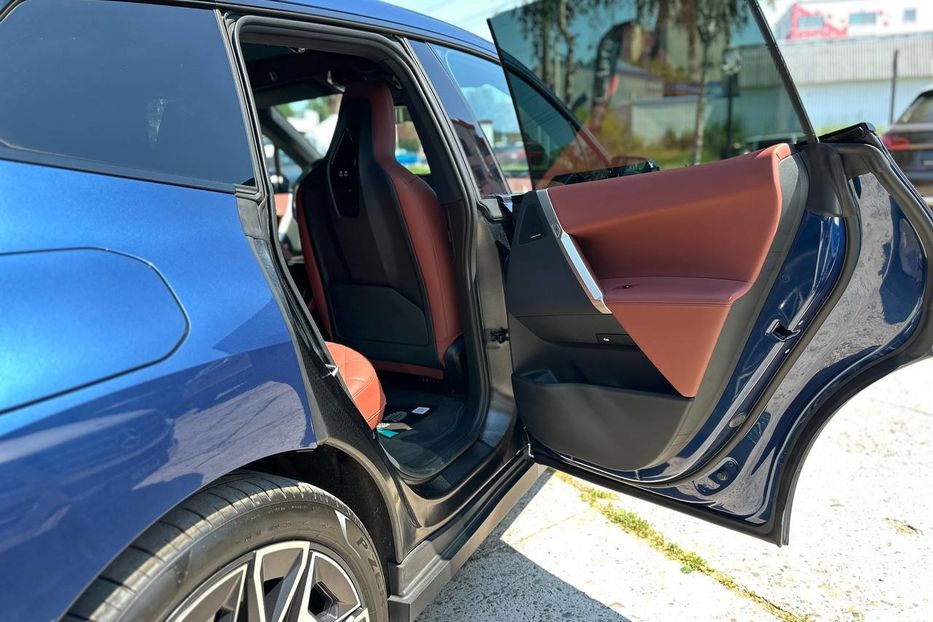 Продам BMW iX 2022 года в Черновцах