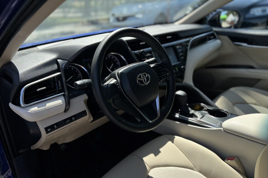 Продам Toyota Camry 70 (KOMIS) 2017 года в г. Умань, Черкасская область