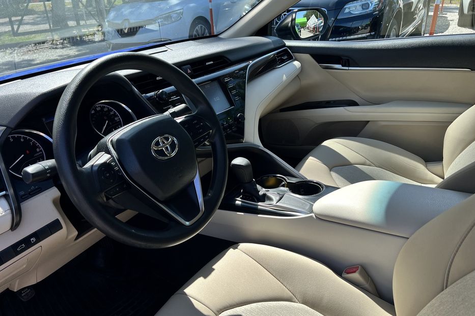 Продам Toyota Camry 70 (KOMIS) 2017 года в г. Умань, Черкасская область