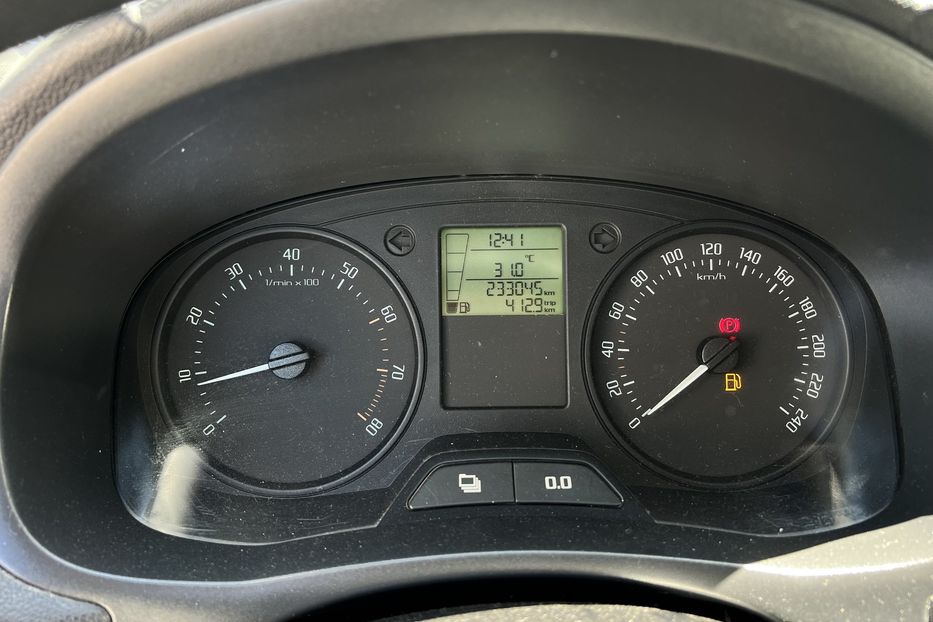Продам Skoda Fabia (KOMIS) 2011 года в г. Умань, Черкасская область